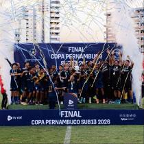 FINAL: NÁUTICO X RETRÔ 