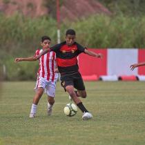 Clássico entre Náutico e Sport termina empatado sem gols pela 2ª fase do Pernambucano Sub13