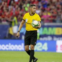 Rodrigo Pereira escalado para jogo das Eliminatórias da Copa do Mundo
