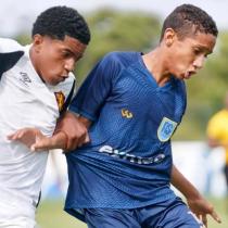 Sport, Retrô, RS Futebol, Santa Cruz e Tubarões vencem na estreia da Aldeia Cup