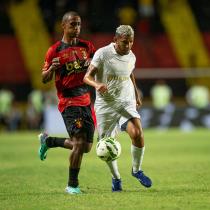 Retrô e Sport iniciam disputa por vaga na final do Pernambucano