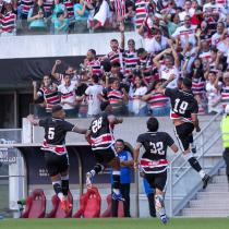 Santa Cruz vence Floresta e fica a uma vitória do acesso à Série B