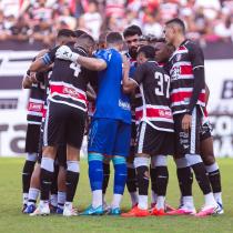 Com 100% de aproveitamento, Santa Cruz visita o Floresta buscando confirmar o acesso