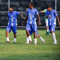 Seleção de Futebol do Paulista goleia Limoeiro pela Copa do Interior