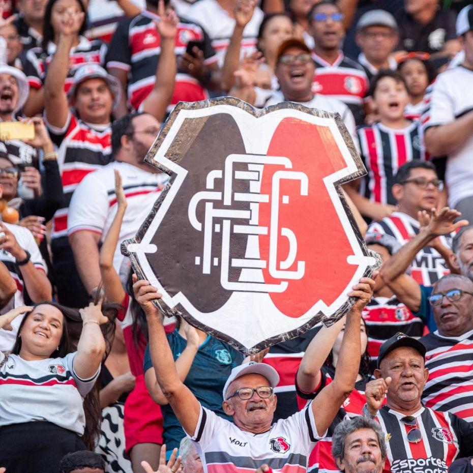 Festa dos jogadores e torcida do Santa