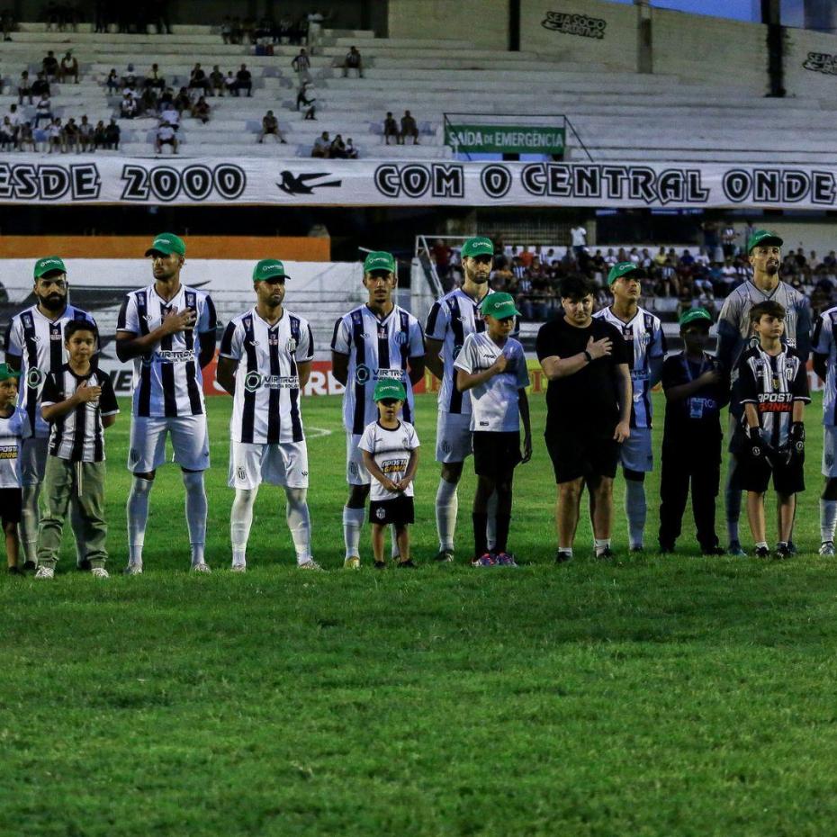 Central e Decisão se enfrentam nesta segunda-feira (10) no Lacerdão
