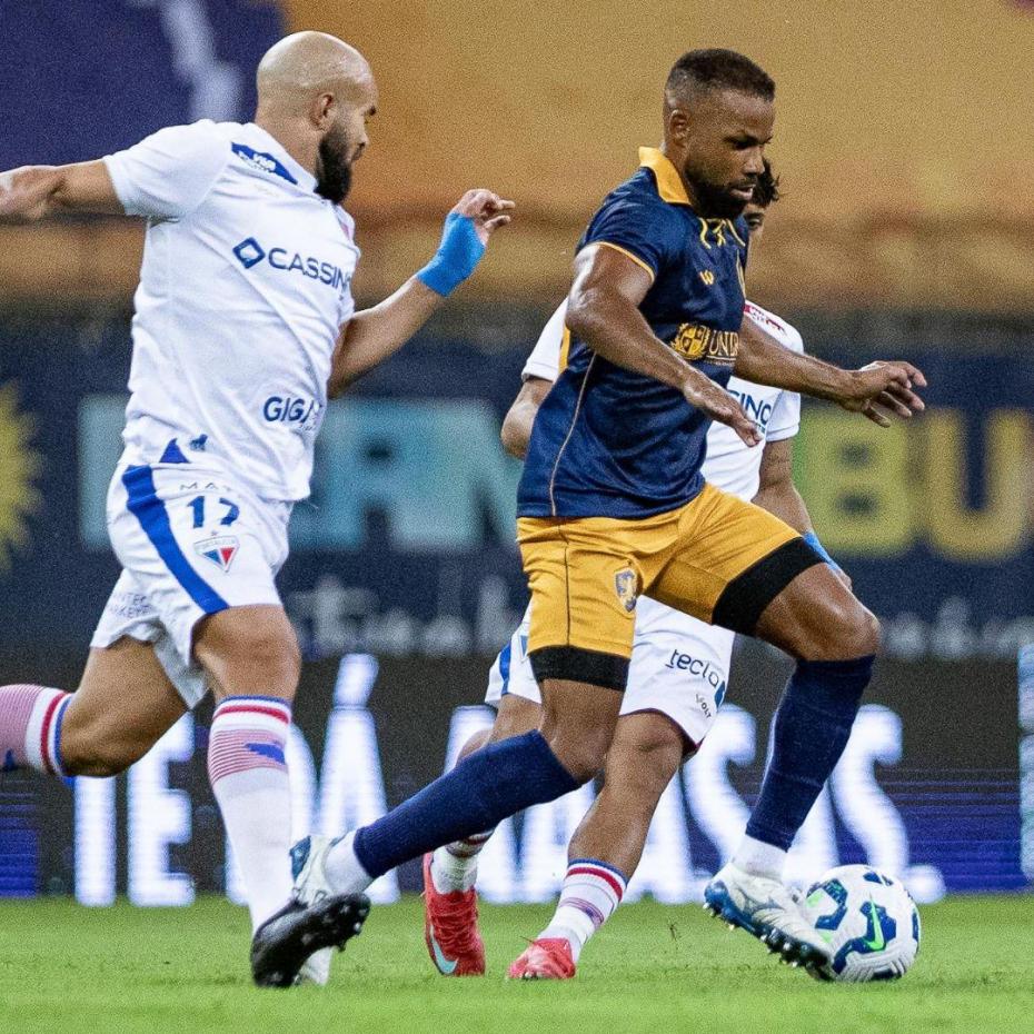 Retrô e Fortaleza empatam na Arena de Pernambuco por 1x1 
