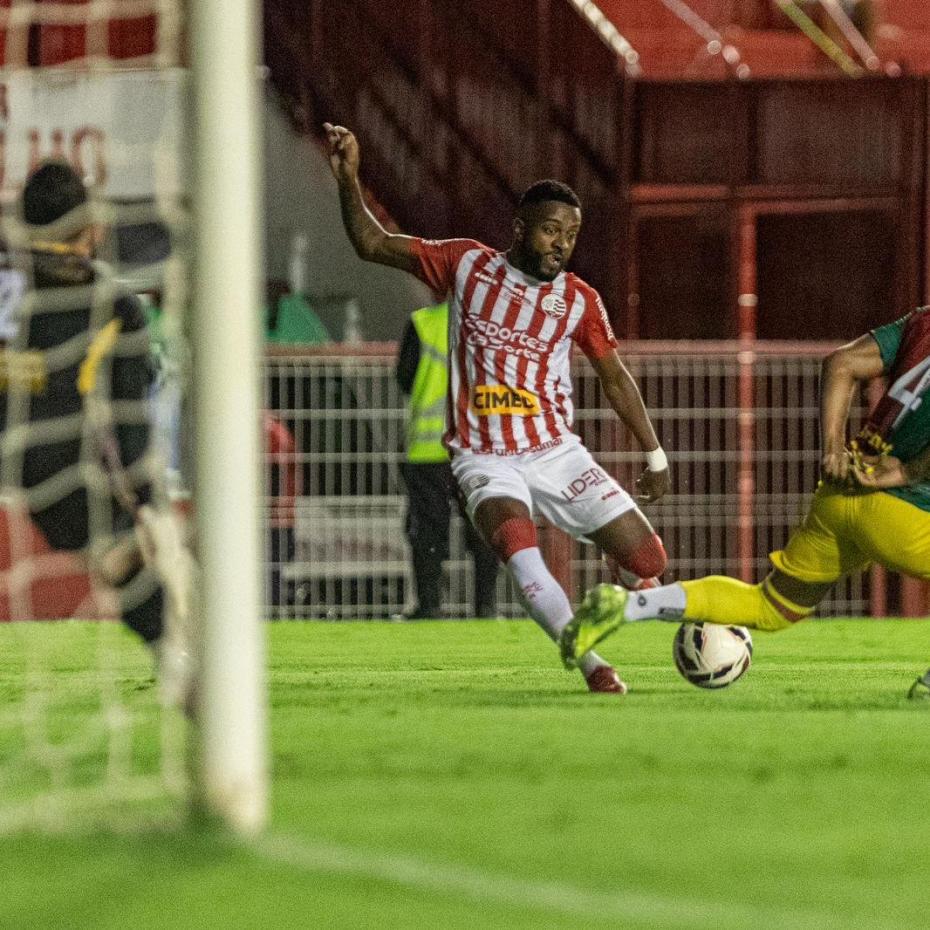 Náutico recebe Maringá pela 9ª rodada da Série C
