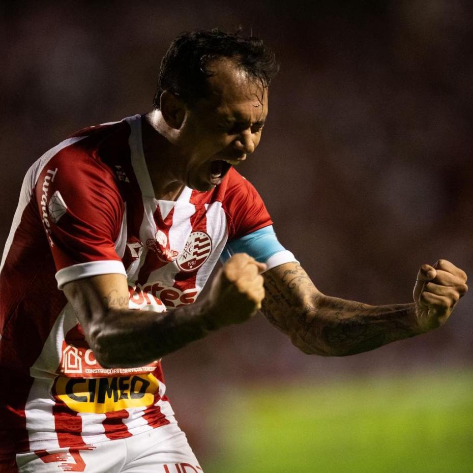 Náutico vence Brusque e conquista o sonhado acesso à Série B