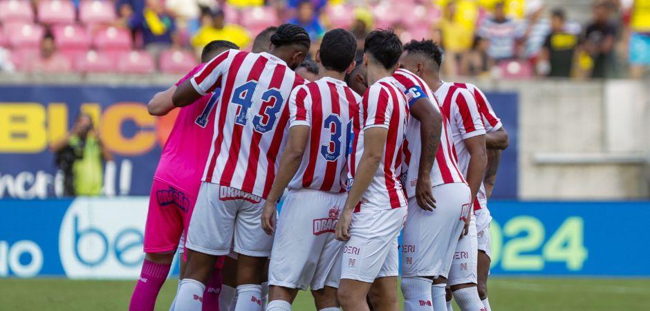 Náutico recebe CRB em jogo importante nos Aflitos