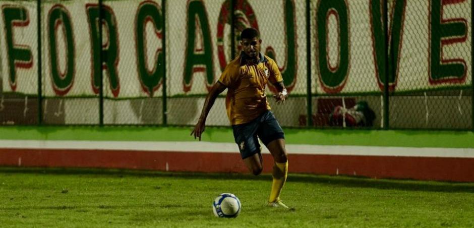 Fora de casa, Retrô empata na estreia da Série D