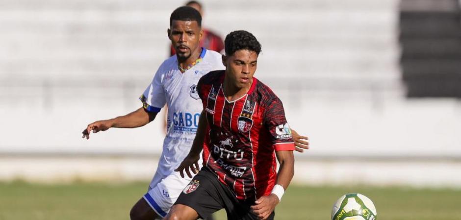 Em duelo direto pelo G6, Vera Cruz recebe o Jaguar pelo Pernambucano Betnacional da Série A2