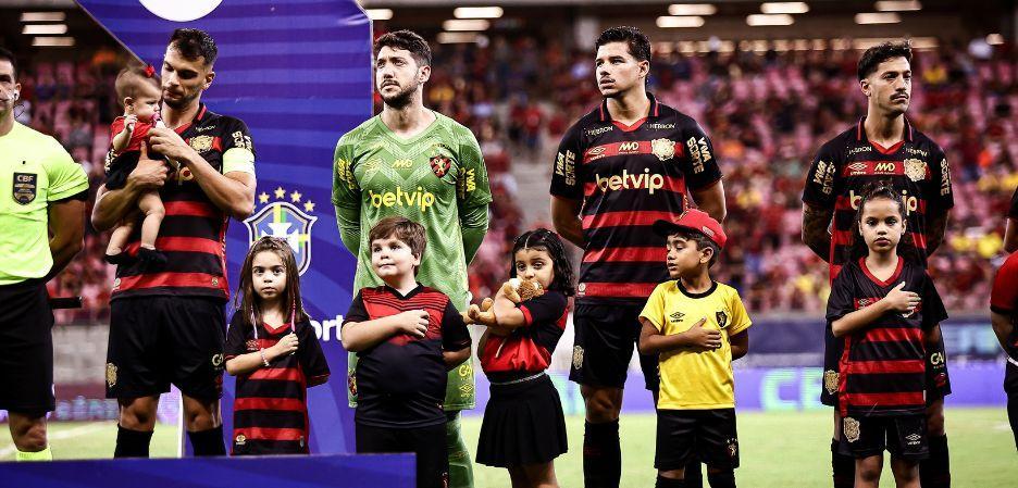 Visando o G4, o Sport recebe o CRB na Arena de Pernambuco