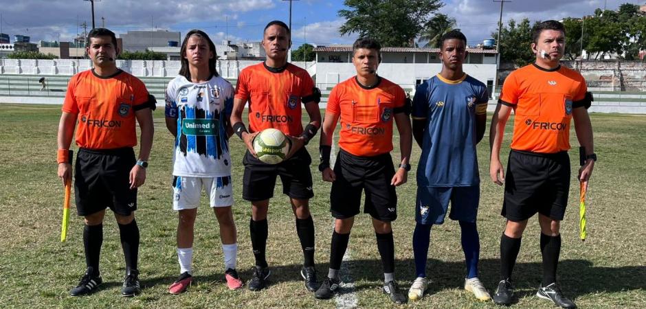 Retrô Abre Vantagem na Semifinal do Pernambucano Sub15 com Vitória Sobre o Porto