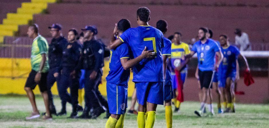Paulista vence Igarassu por 2x0 no jogo de ida da final da Copa do Interior