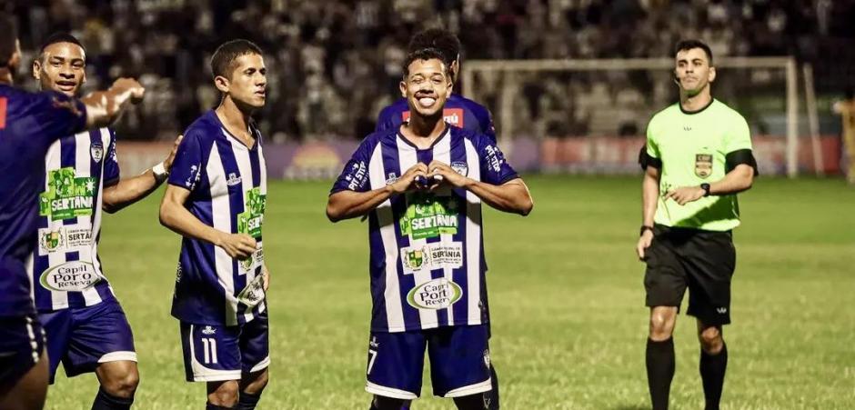 Decisão vence o Central fora de casa e entra no G6 do Pernambucano