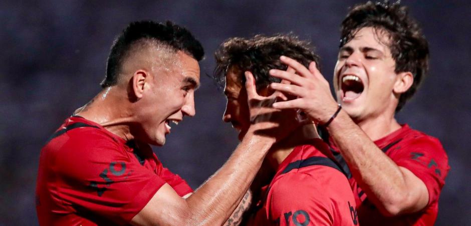 Sport vence novamente o Santa Cruz e garante vaga na final e na Copa do Brasil 2026