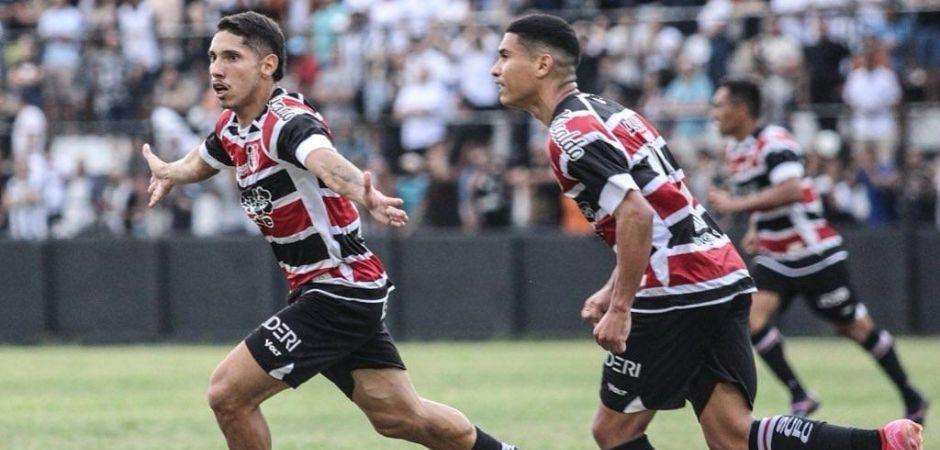 Santa Cruz vence o Sousa fora de casa e segue líder invicto da Série D