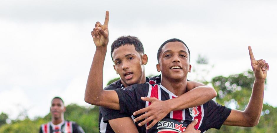 Copa Pernambuco Sub17: Clássico das Multidões e duelo de invictos marcam a semifinal