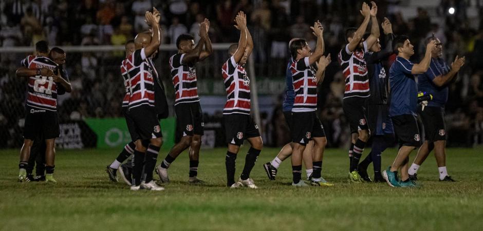 Santa Cruz empata com o América-RN, mantém liderança do grupo e avança à próxima fase da Série D