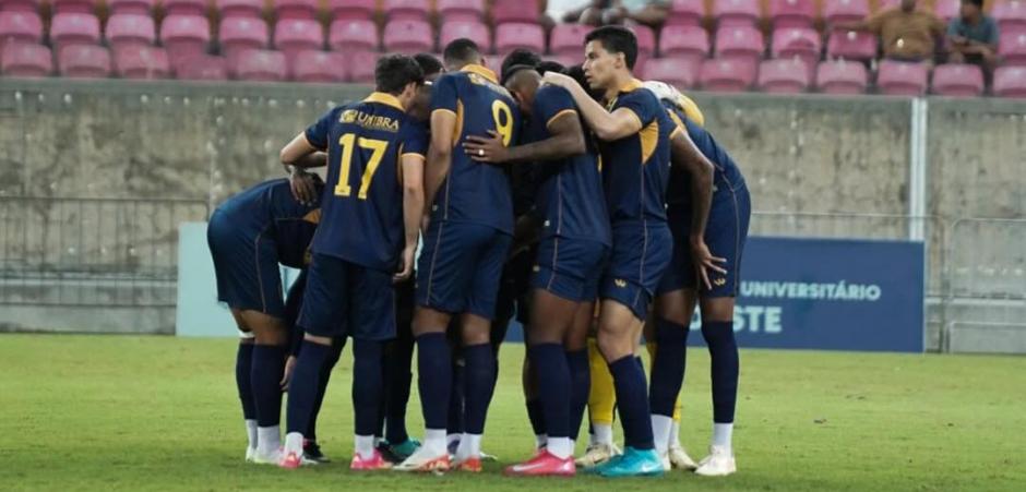 Retrô encara o Maringá em confronto decisivo na Série C