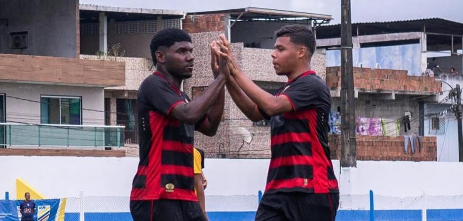 Pernambucano Sub15: líderes vencem e mantém bom momento