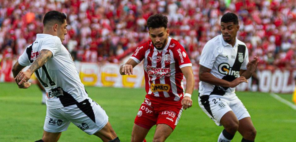 Em jogo decisivo, Náutico visita Ponte Preta buscando reação na Série C