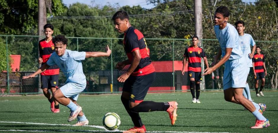 Pernambucano Sub15 tem rodada nesta quarta-feira com cinco jogos simultâneos