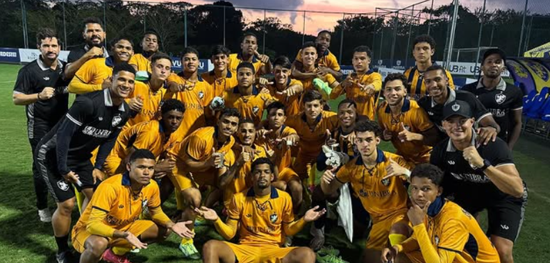 Vera Cruz e Retrô avançam para as quartas da Copa Atlântico