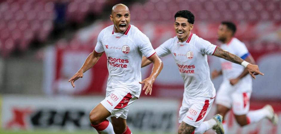 Náutico vence o Jaguar e segue com 100% de aproveitamento no Pernambucano