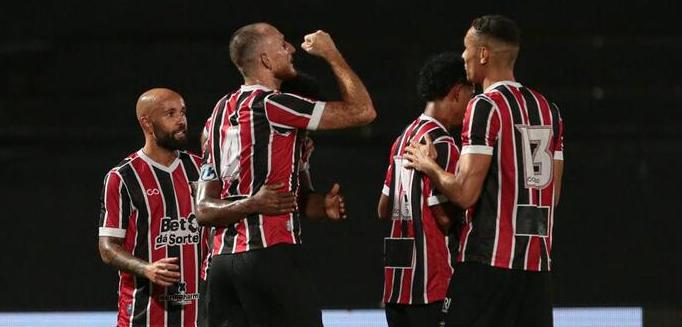 Santa vence Decisão, avança às semifinais e garante vaga na Copa do Brasil 2027