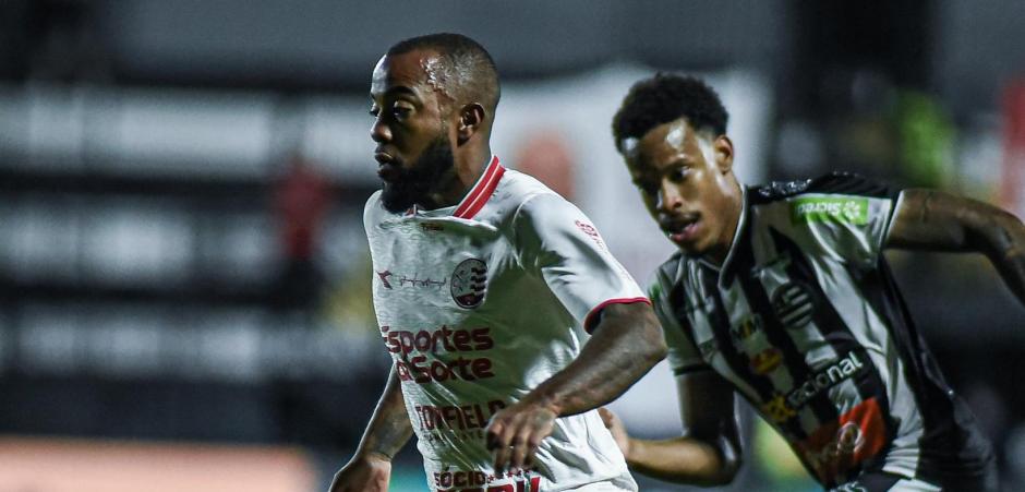 Náutico vence o Athletic-MG fora de casa e sobe na tabela da Série B