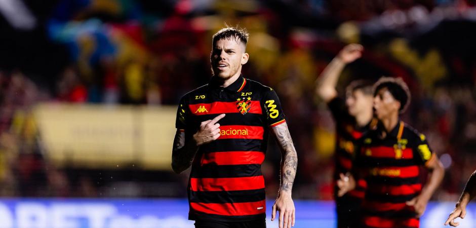 Sport vence Náutico por 2x0 e assume a liderança da Série B