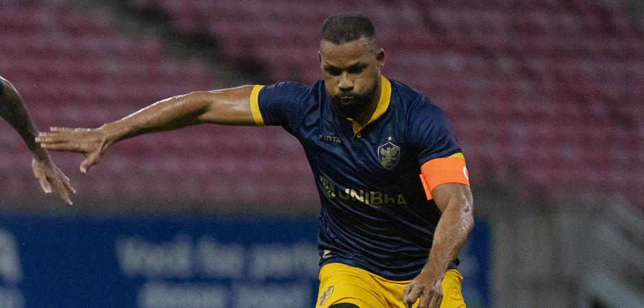 Retrô encara o Treze em duelo valendo classificação na última rodada da Série D