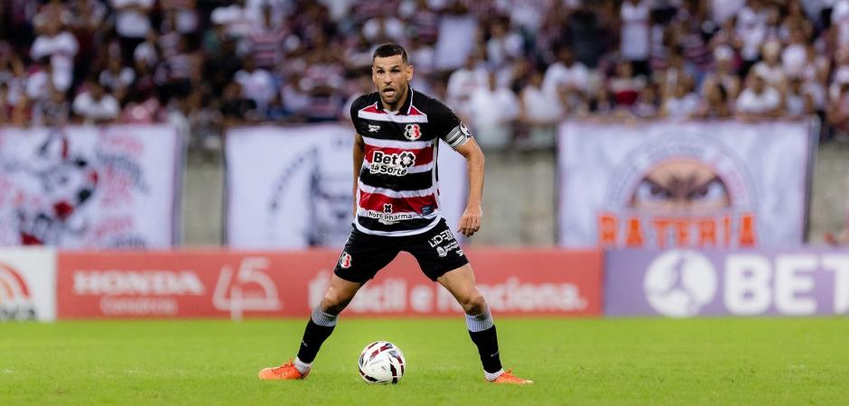 Santa Cruz encara o Botafogo-PB em duelo direto pelas primeiras posições da Série C