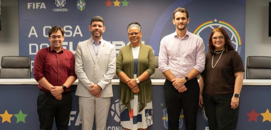 FPF e Secretaria da Mulher discutem ações de enfrentamento à violência contra as mulheres no futebol