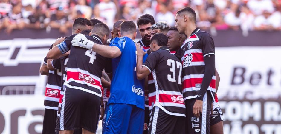 Com 100% de aproveitamento, Santa Cruz visita o Floresta buscando confirmar o acesso