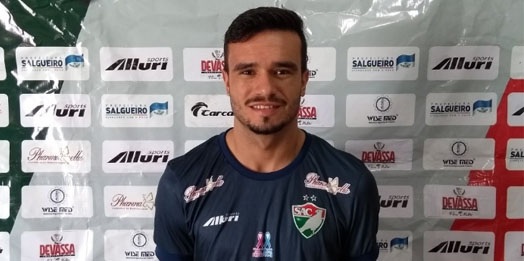 Salgueiro contrata o meio-campista Marcos Vinicius