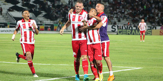 Náutico vence o Santa Cruz no Arruda