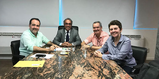 Evandro Carvalho recebe Julio Lossio