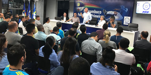 FPF recebe candidatos que apoiam o esporte em Pernambuco
