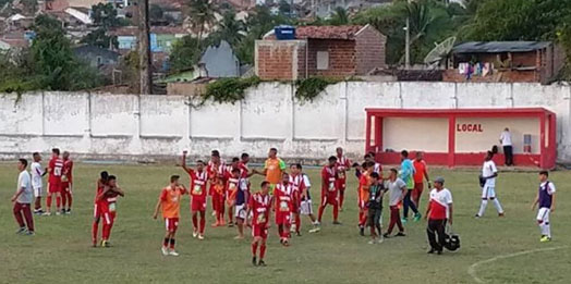 Centro Limoeirense com foco na final