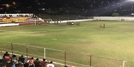 Centro Limoeirense e Petrolina ficam no empate em 1 x 1