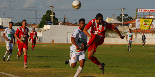 Petrolina vence o Centro Limoeirense e é tricampeão da A2
