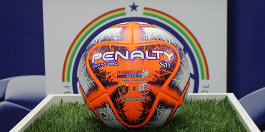 FPF apresenta bola personalizada para Final do PE A1 2019