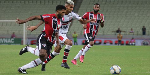 Santa Cruz é superado pelo Ferroviário-CE, na Arena Castelão