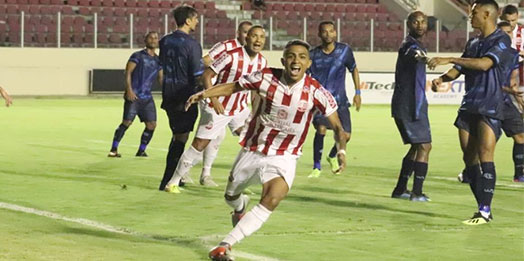 Fora de casa, Náutico empata com o Confiança e segue no G-4