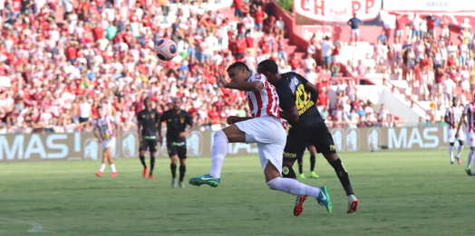 Nos Aflitos, Sport e Náutico empatam pelo Pernambucano