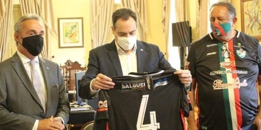 Salgueiro recebido no Palácio do Campo das Princesas