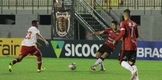 Em Pelotas, Brasil 2x1 Náutico, pela oitava rodada